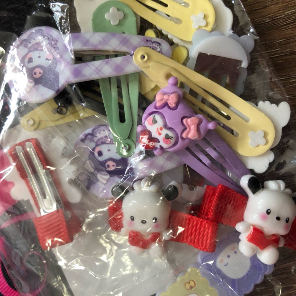 Hello Kitty Bundle - Picture 9 of 9